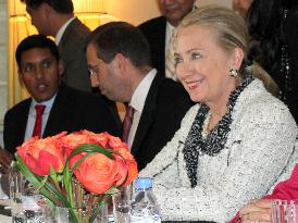 Clinton, Thein Sein meet in N.Y.