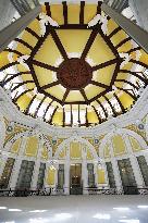 Red-brick Tokyo Station building reopens