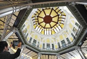 Red-brick Tokyo Station building reopens
