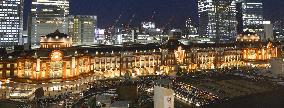 Red-brick Tokyo Station building reopens