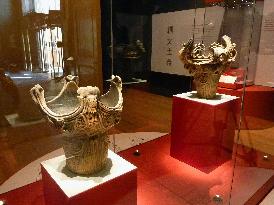 Ancient Japanese pots at British Museum