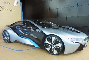 BMW i8 plug-in hybrid vehicle