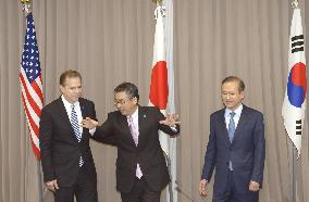 Japan, U.S., S. Korea meeting