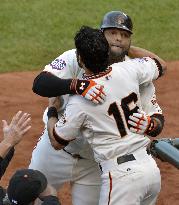 Giants beat Tigers in MLB World Series Game 1