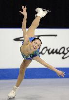 Suzuki wins silver medal at Skate Canada