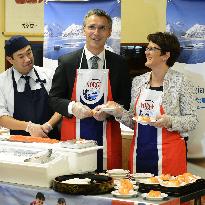 Norway prime minister promotes salmon in Japan