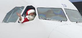 Santa visits Japan