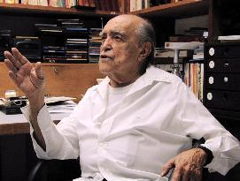 Architect Niemeyer dies