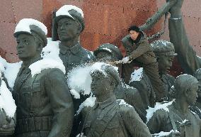 People in Pyongyang