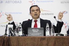 Renault, Nissan finalize deal to buy Avtovaz