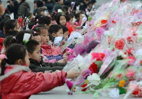 People in Pyongyang