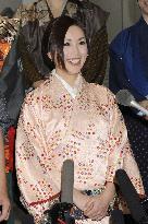 Actress Sakai returns to stage