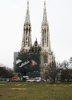 Immigrants at Vienna church