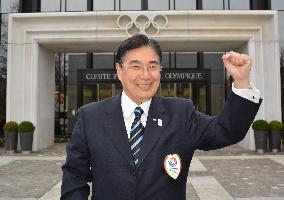 Tokyo 2020 ambassadors present candidature file to IOC