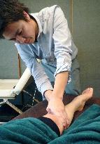 Male beauty therapists, nail artists on increase