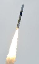 Japan launches radar, optical satellites