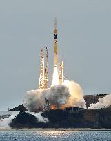 Japan launches radar, optical satellites