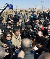 Algeria shows hostage crisis site to press