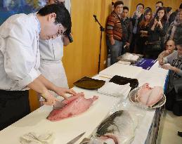 Japan promotes yellowtail dishes in Israel