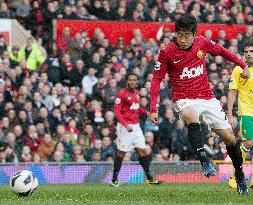 Hat-trick hero Kagawa