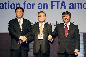 Trilateral FTA talks