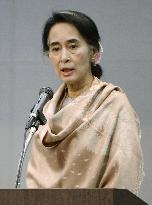 Suu Kyi visits Japan for 1st time in 27 yrs