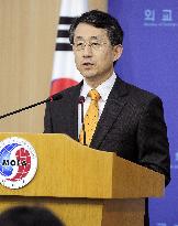 Seoul denounces Yasukuni visit