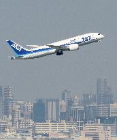 ANA conducts Boeing 787 flight test