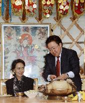Suu Kyi in Mongolia