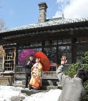 Wedding photos in Japan