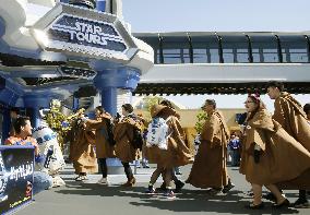 Star Tours attraction