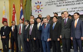 Regional free trade talks
