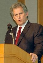 IMF's Lipton in Japan