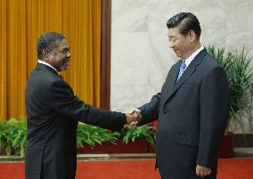 Zanzibar president in China