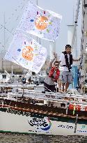 Blind sailor, partner set sail to cross Pacific
