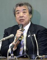 Uemura says he will stay on as judo federation head