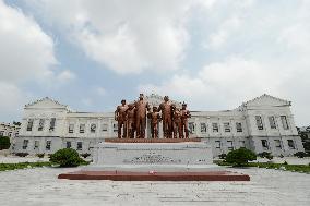 N. Korea revolutionary school