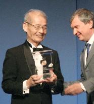 Russia gives Japanese scientist energy prize