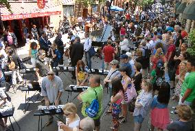 Largest keyboard ensemble