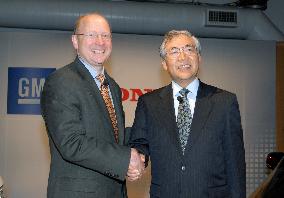 Honda, GM to jointly develop fuel cell vehicle
