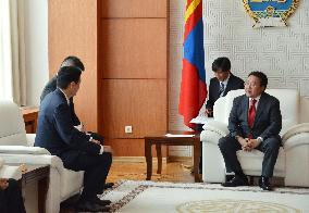 Japan seeks Mongolia's cooperation