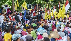 Protest against Indonesia power project