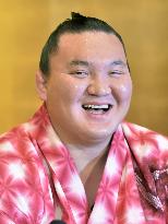 Hakuho after winning 26th career title