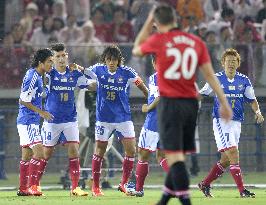 Yokohama beat Manchester Utd in friendly
