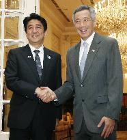 Japanese prime minister in Singapore