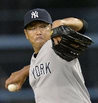 Yankees pitcher Kuroda