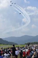 Acrobatic flight in Fukushima