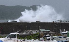 Typhoon Man-yi