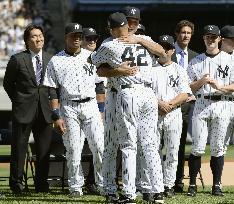 Yankees honor Rivera