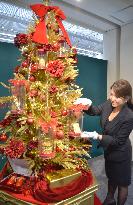 Christmas tree worth 1 billion yen